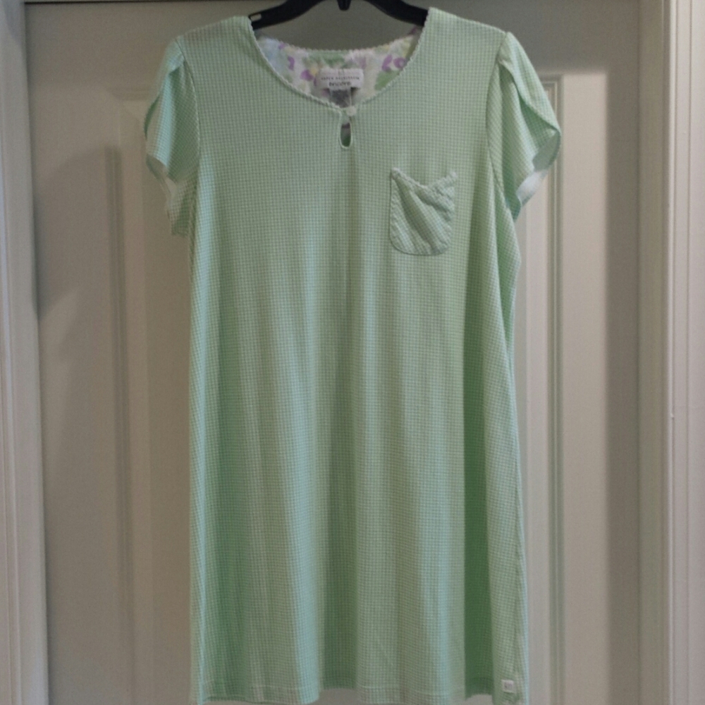 Karen Neuburger Nightgown